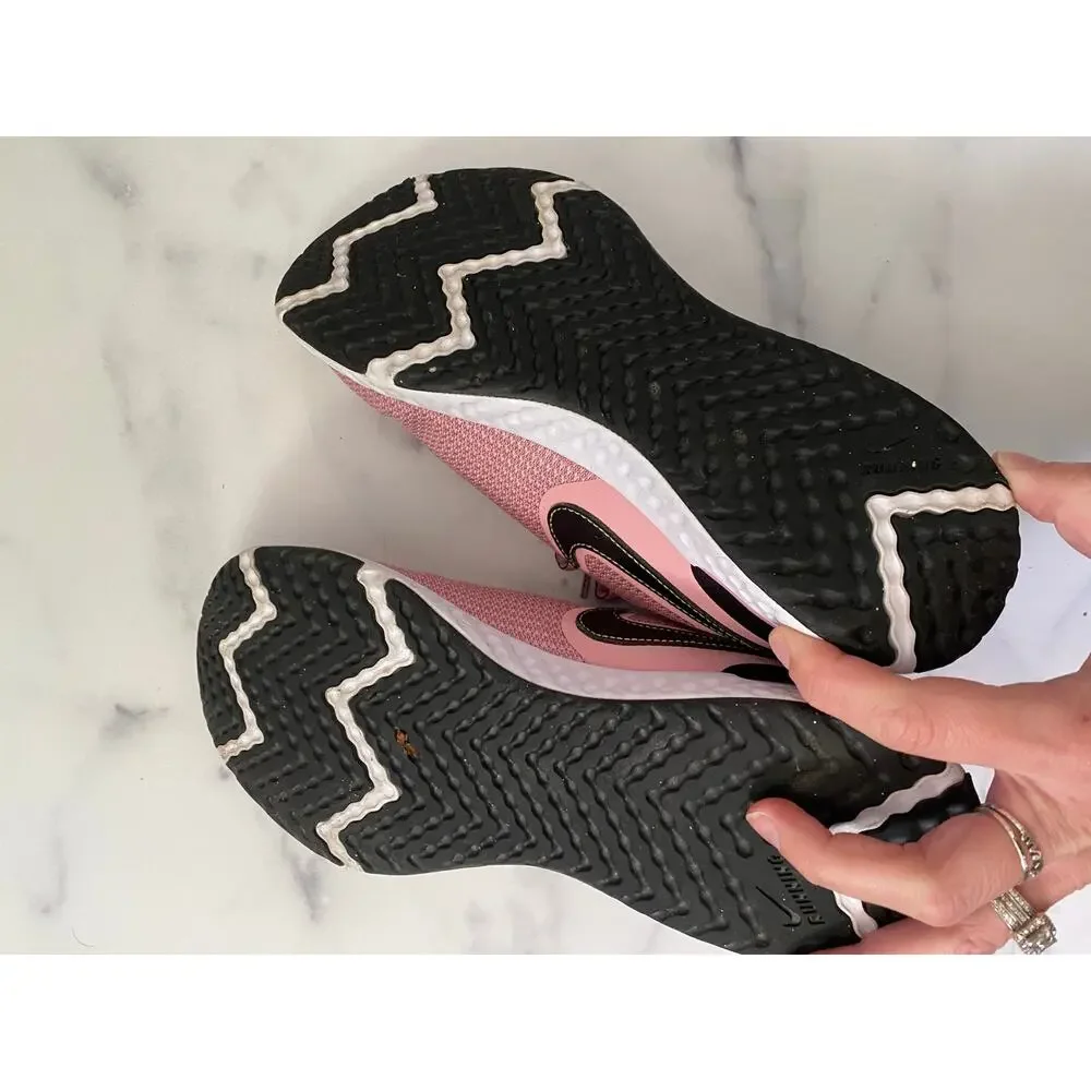 Nike Revolution 5 Sneakers Pink Size 8